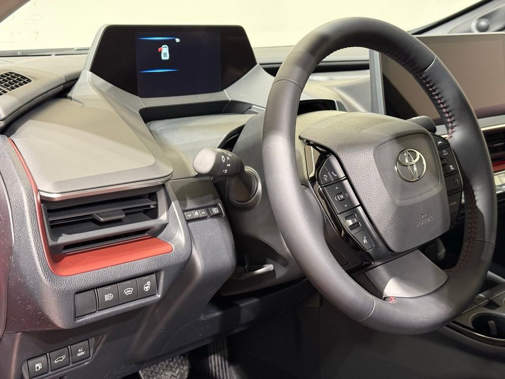 New 2026 Toyota Prius Plug-In Hybrid FWD image 17