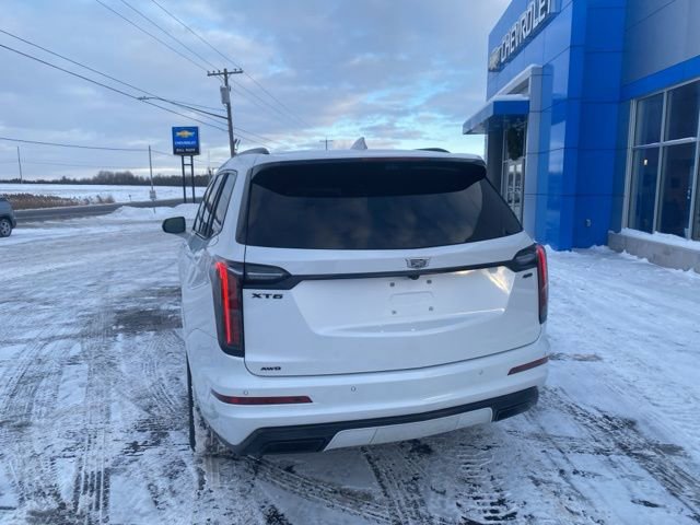 Used 2023 Cadillac XT6 Sport w/ LPO, ONYX Package image 3