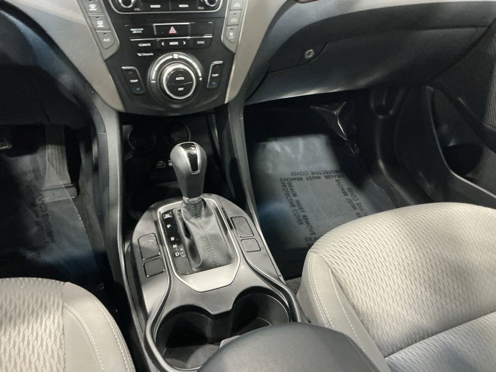 Used 2019 Hyundai Santa Fe XL SE image 21