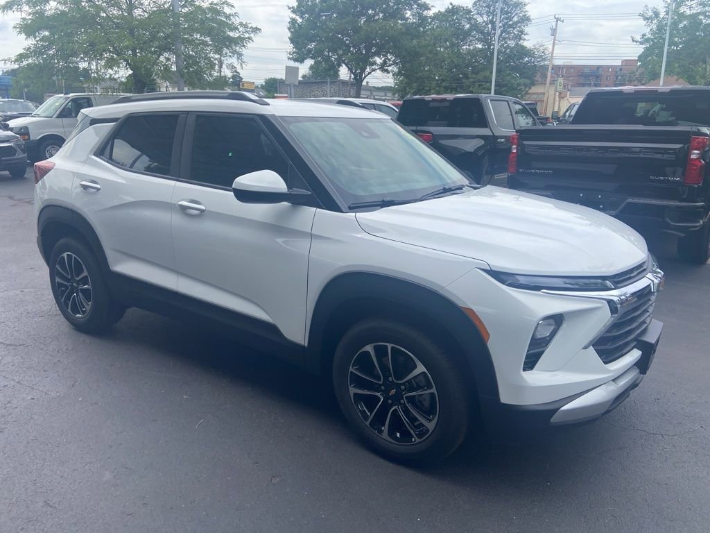 New 2026 Chevrolet TrailBlazer LT w/ Convenience Package image 1