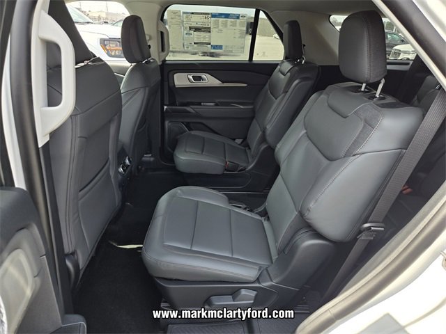 New 2026 Ford Explorer Active w/ Active Comfort Package image 6
