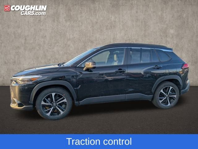 Used 2024 Toyota Corolla Cross XSE image 5