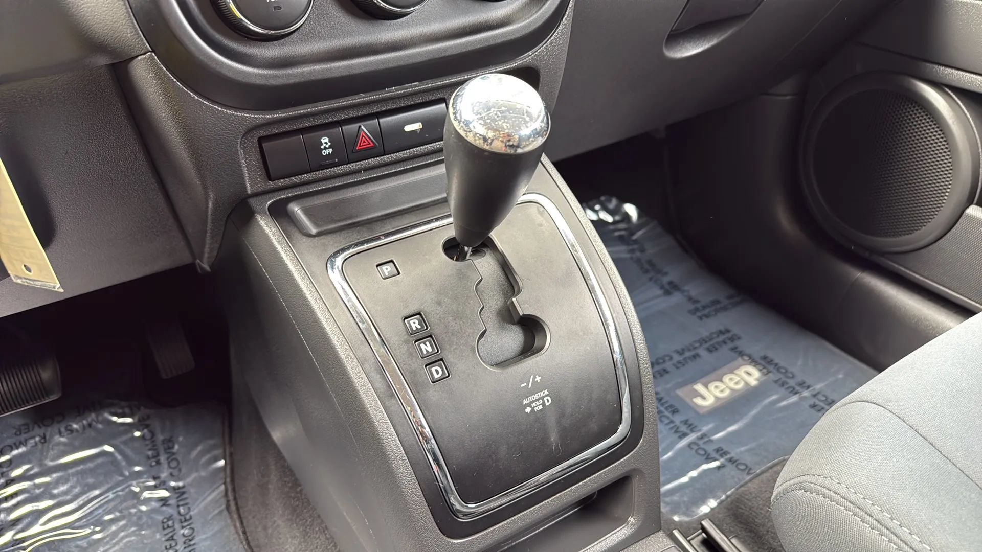 Used 2010 Jeep Compass Sport w/ PWR Equipment Group AWD/4WD image 26