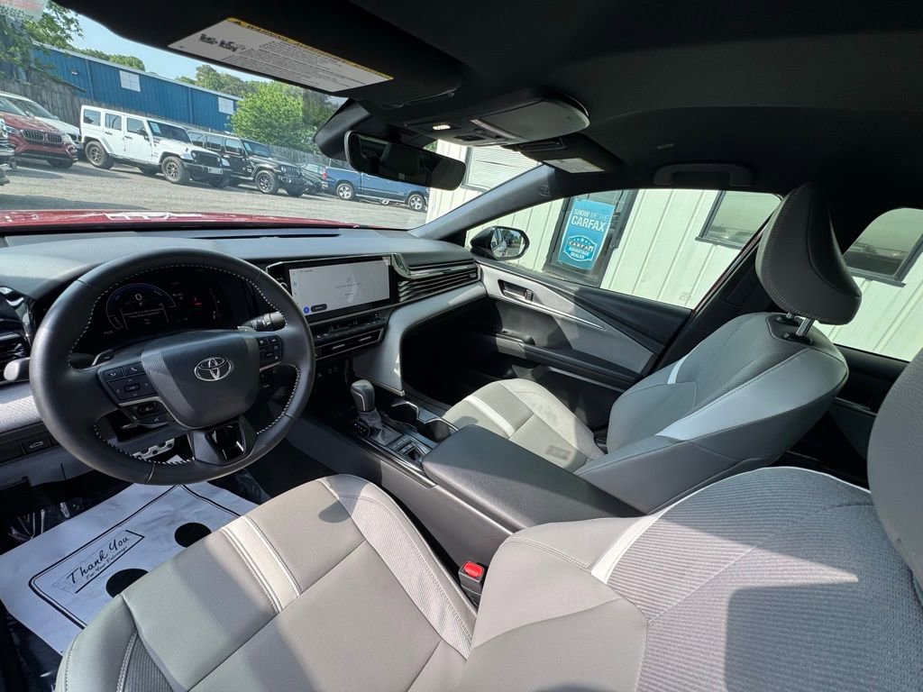Used 2026 Toyota Camry SE w/ Multimedia Upgrade Package FWD image 12