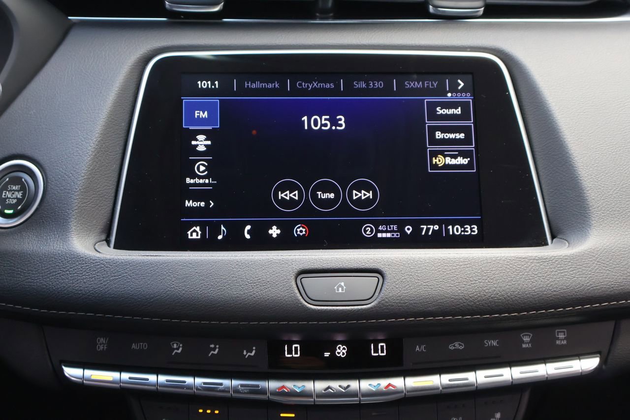 Used 2023 Cadillac XT4 Premium Luxury image 16