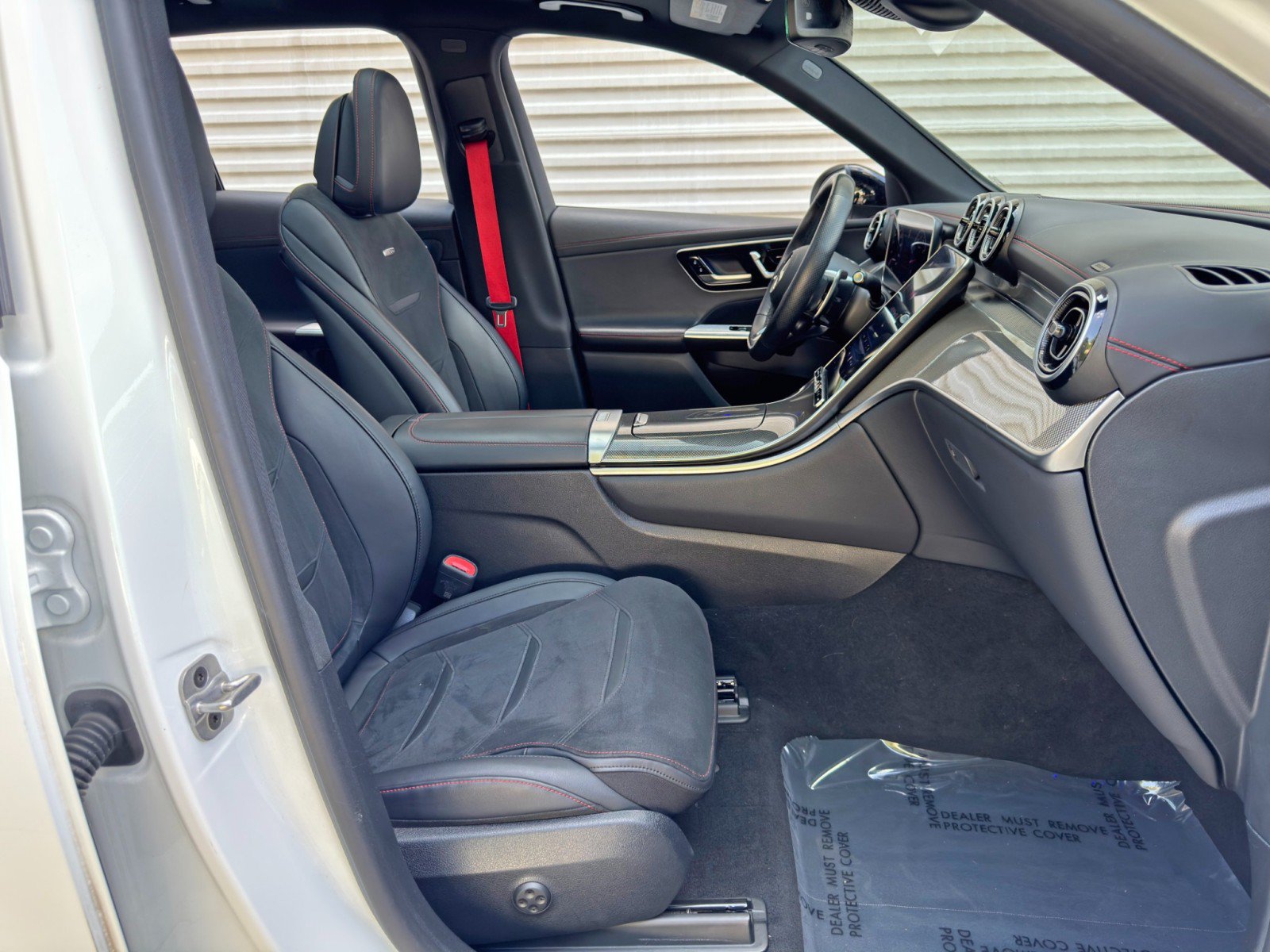 Used 2024 Mercedes-Benz GLC 43 AMG 4MATIC image 16