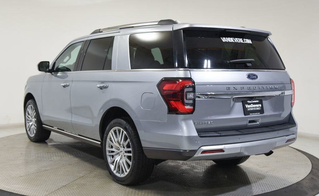 Used 2024 Ford Expedition Limited image 9