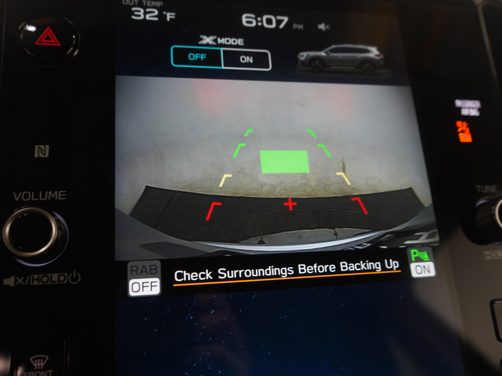 Used 2025 Subaru Ascent Premium image 31