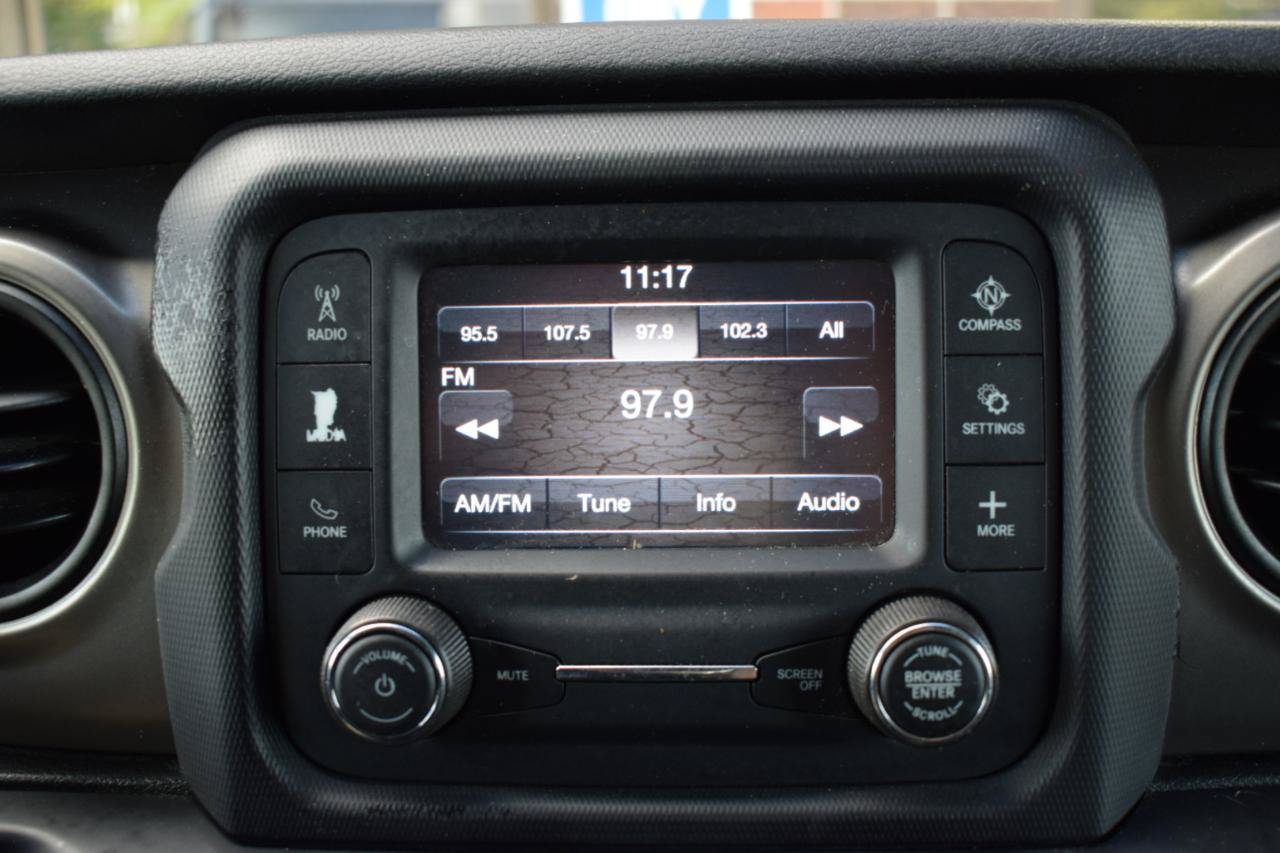 Used 2019 Jeep Wrangler Unlimited Sport S AWD/4WD image 23