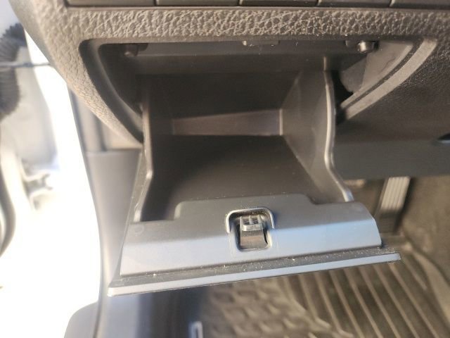 Used 2020 Toyota Camry XSE image 25