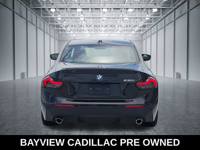 Used 2025 BMW 230i Coupe w/ Convenience Package RWD image 4