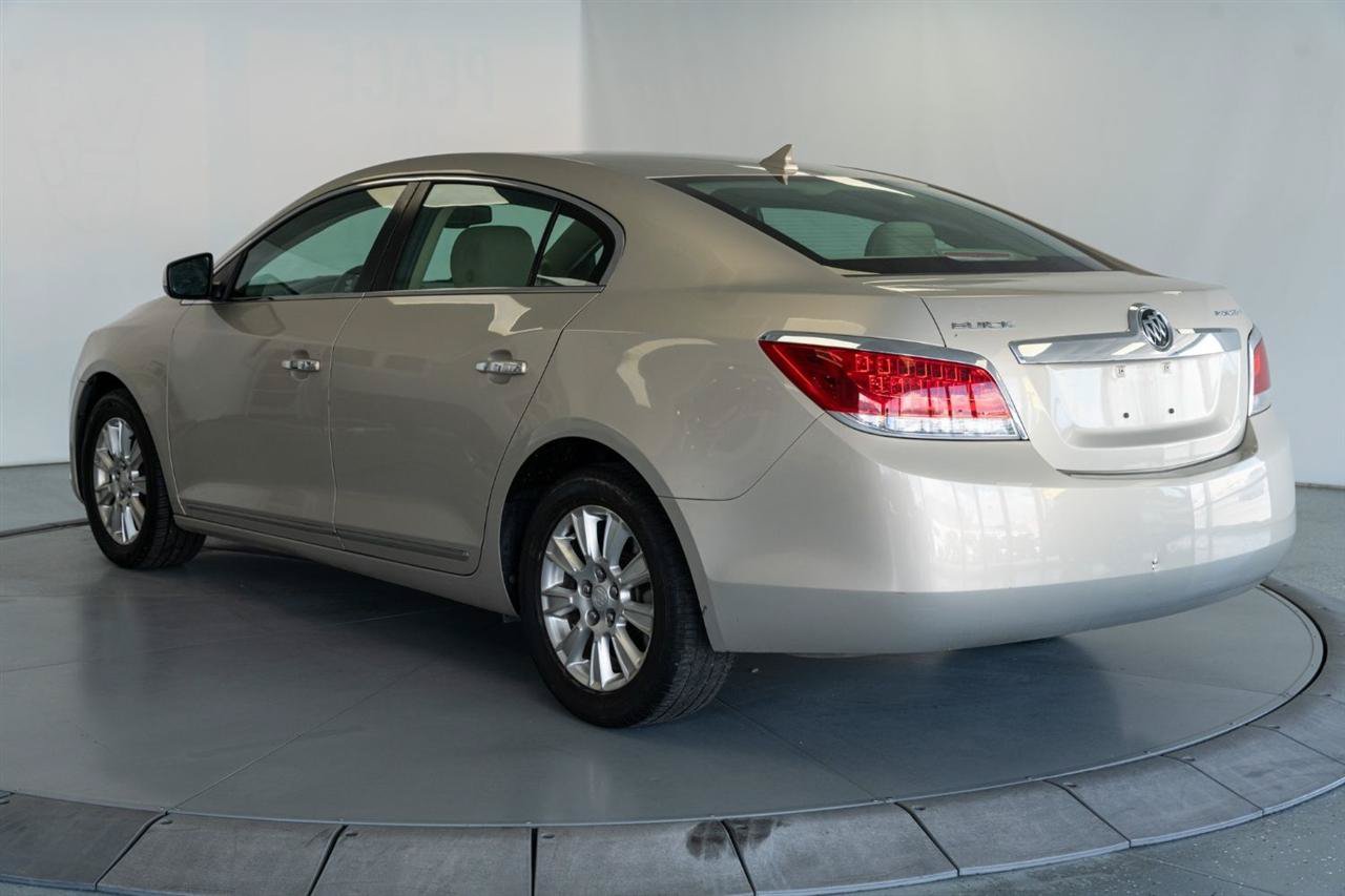 Used 2010 Buick LaCrosse CX FWD image 5