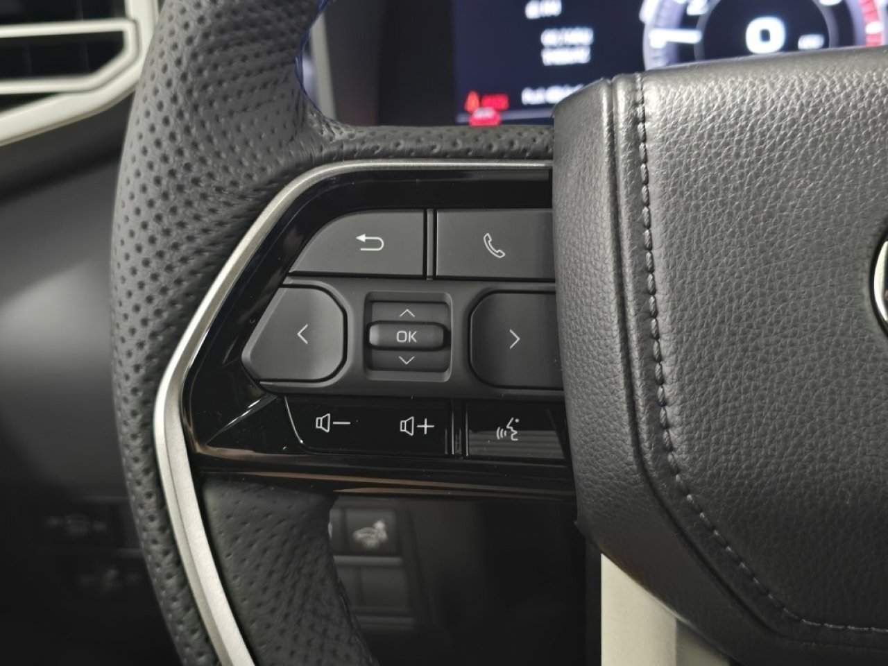 New 2026 Toyota Sequoia Platinum image 33