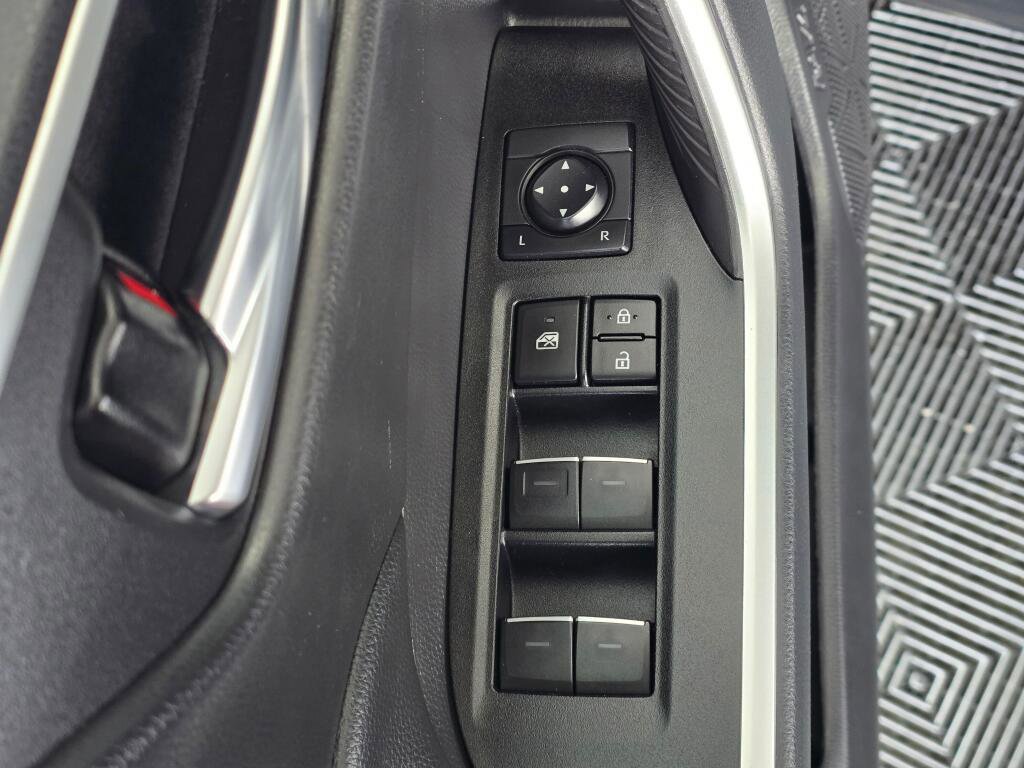 Used 2024 Toyota RAV4 XLE AWD/4WD image 20