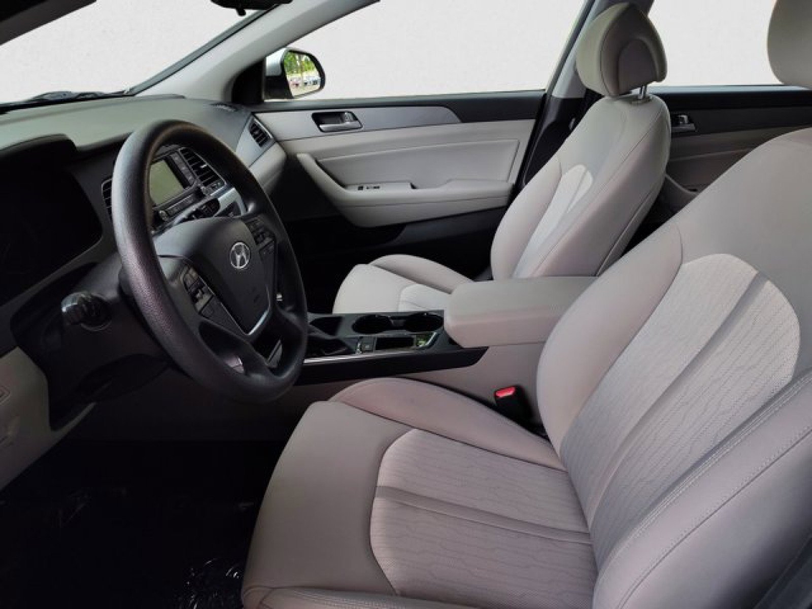 Used 2016 Hyundai Sonata SE image 11