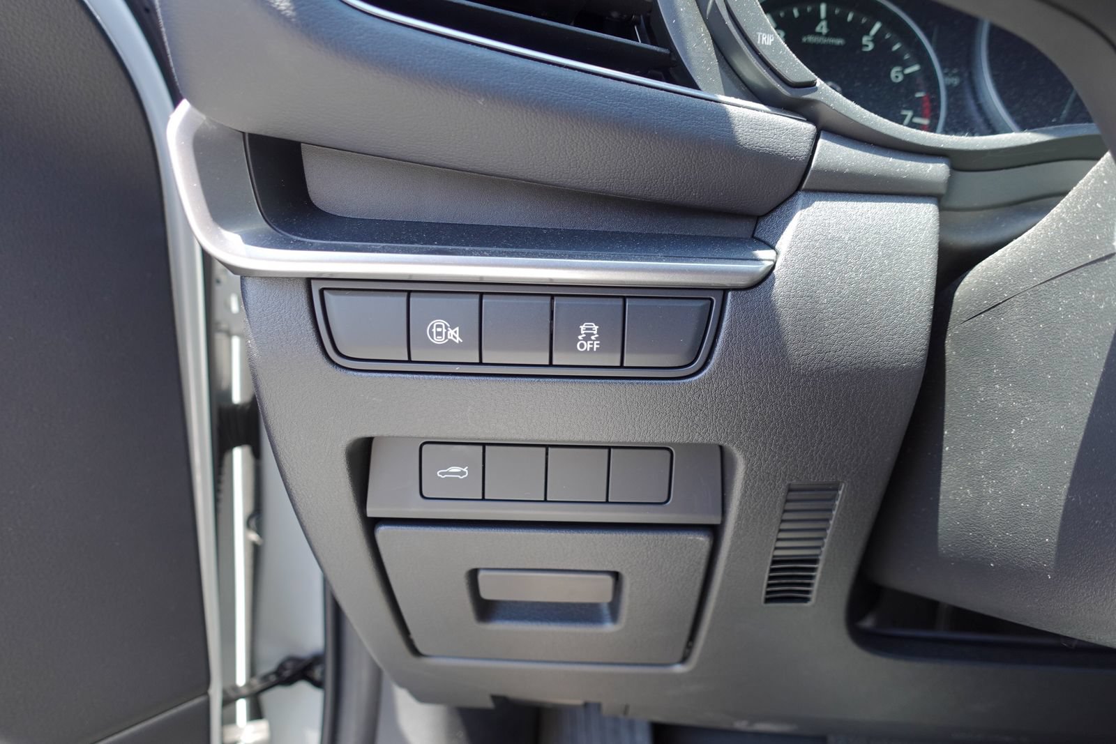 Used 2025 MAZDA MAZDA3 s FWD image 18