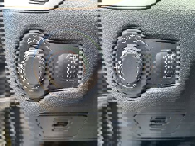 Certified 2016 Jeep Cherokee Sport image 18