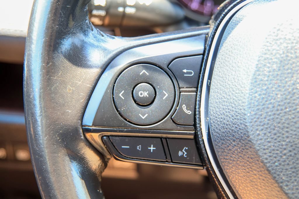 Used 2019 Toyota RAV4 Limited FWD image 15
