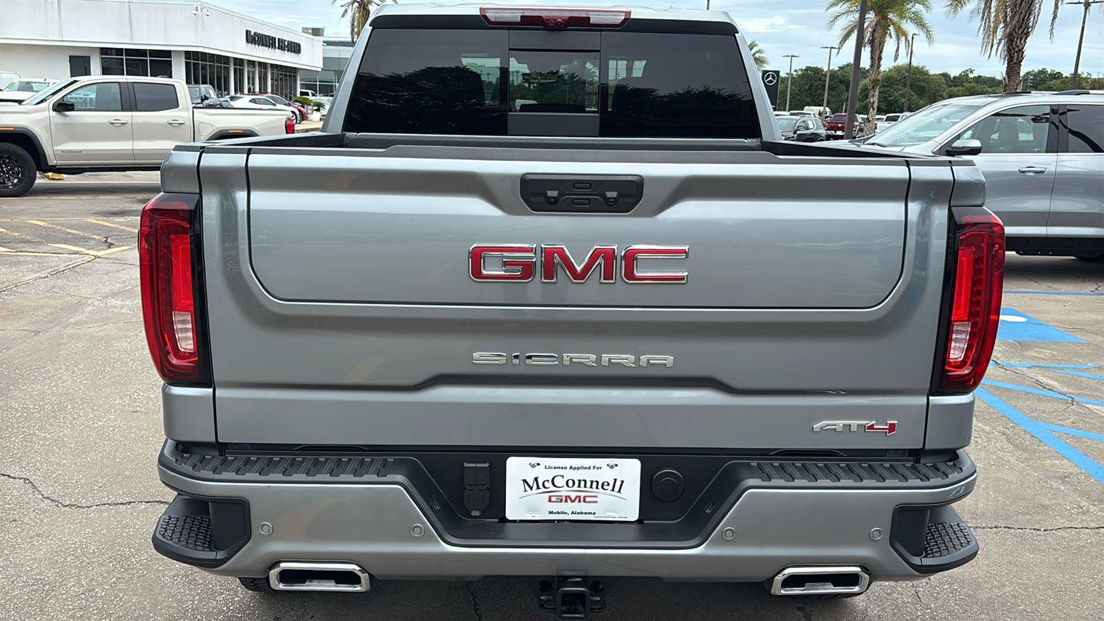 New 2026 GMC Sierra 1500 AT4 w/ AT4 Premium Package AWD/4WD image 6