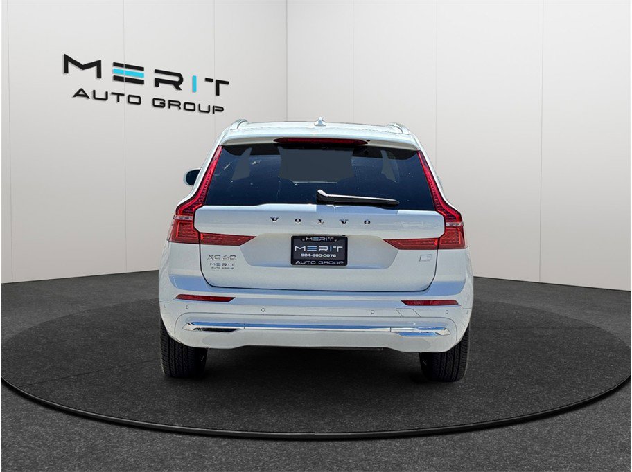 Used 2023 Volvo XC60 T8 Plus w/ Climate Package AWD/4WD image 8