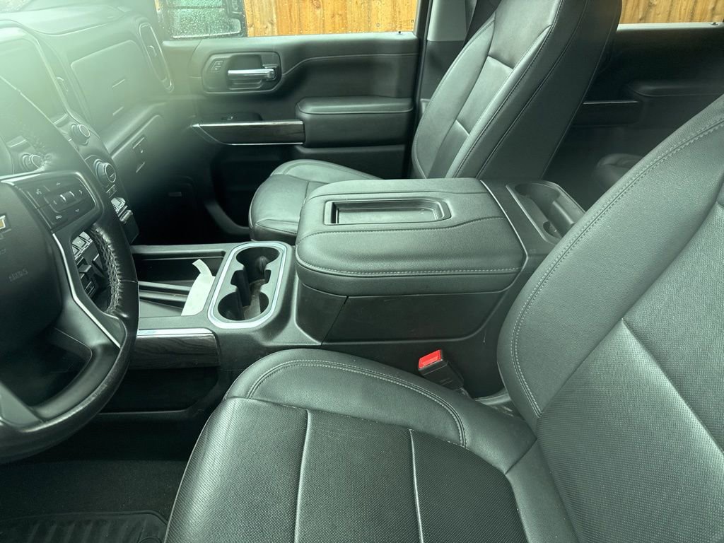 Used 2022 Chevrolet Silverado 2500 LTZ w/ LTZ Convenience Package image 9