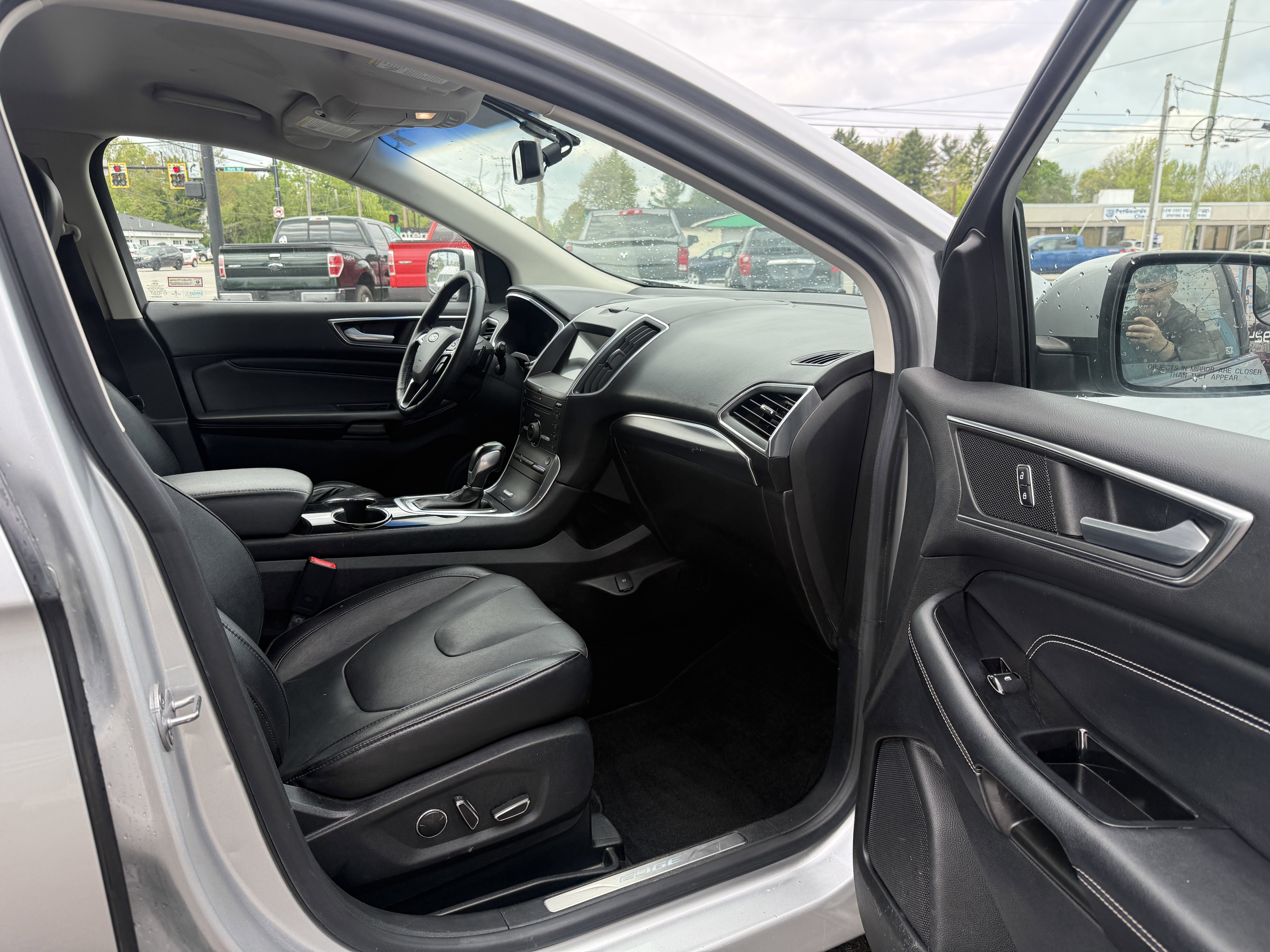 Used 2016 Ford Edge Titanium w/ Class II Trailer Tow Package AWD/4WD image 10