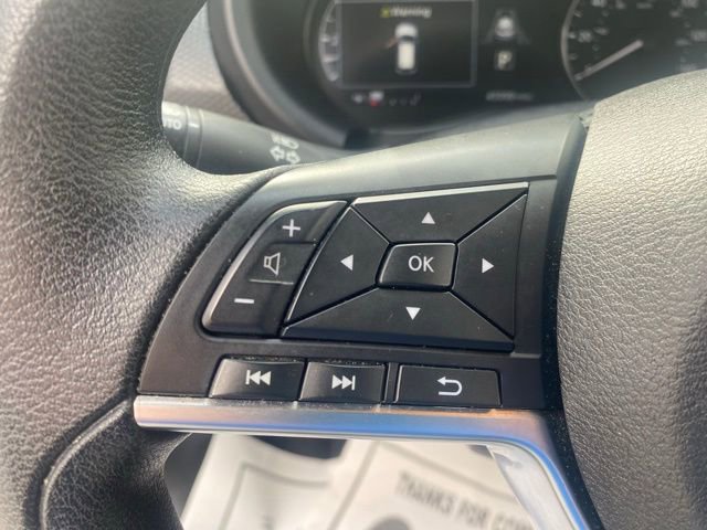 Used 2024 Nissan Kicks SV image 18