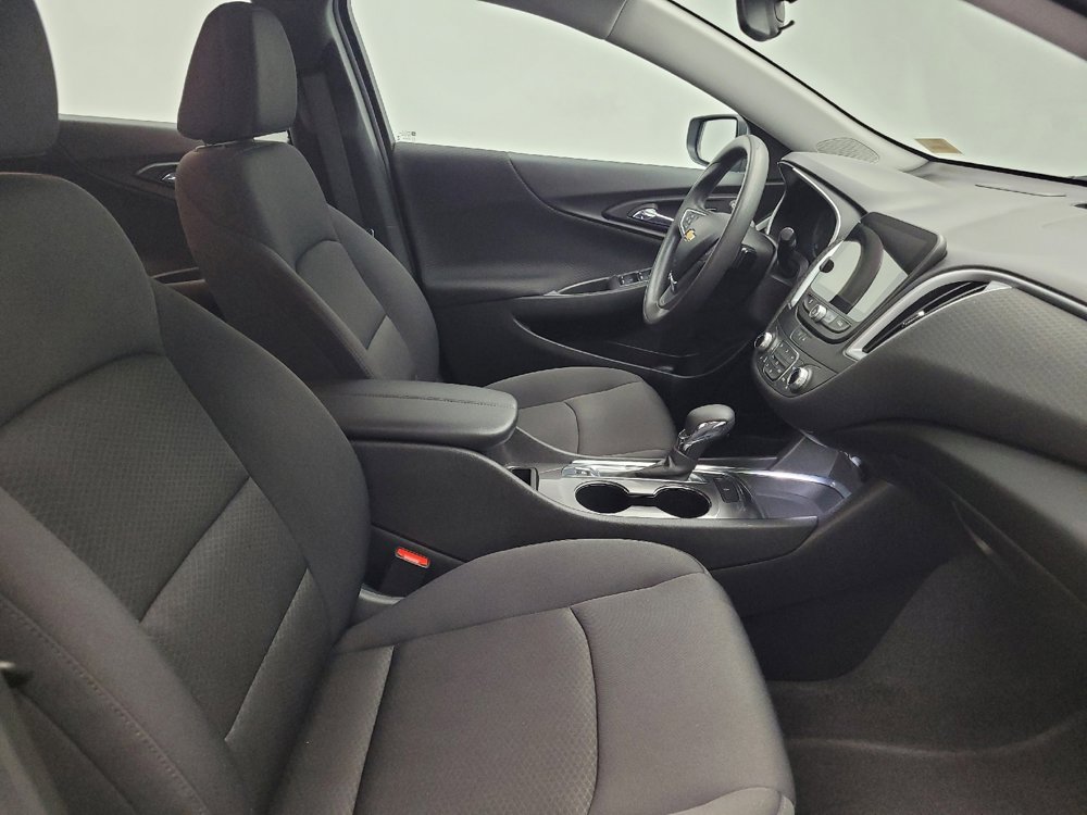 Used 2023 Chevrolet Malibu LT image 21