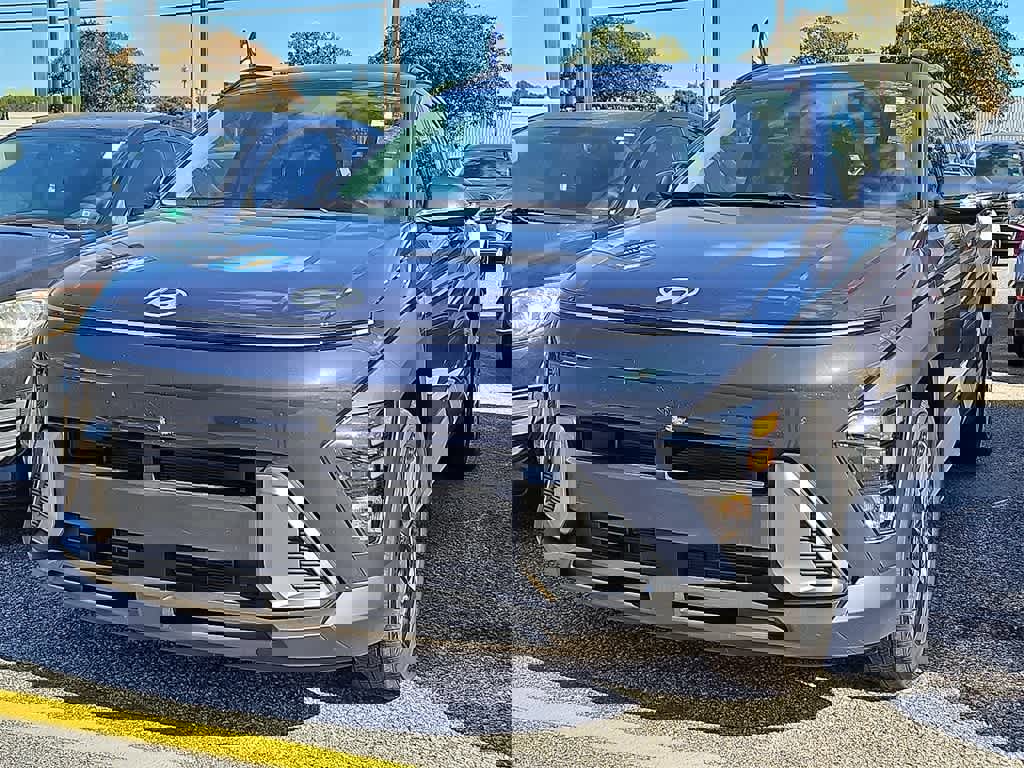 Used 2025 Hyundai Kona SEL