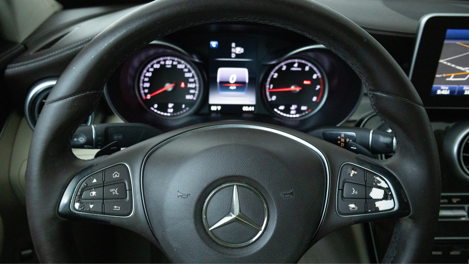 Used 2015 Mercedes-Benz C 300 4MATIC Sedan image 17