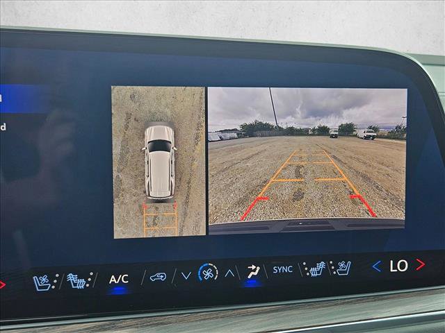 New 2026 Chevrolet Tahoe Premier w/ Sun And Tow Package AWD/4WD image 14