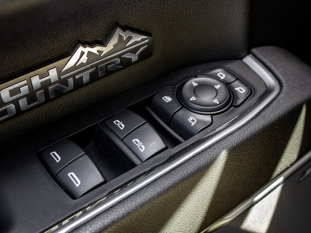 Used 2024 Chevrolet Silverado 1500 High Country w/ High Country Premium Package AWD/4WD image 42