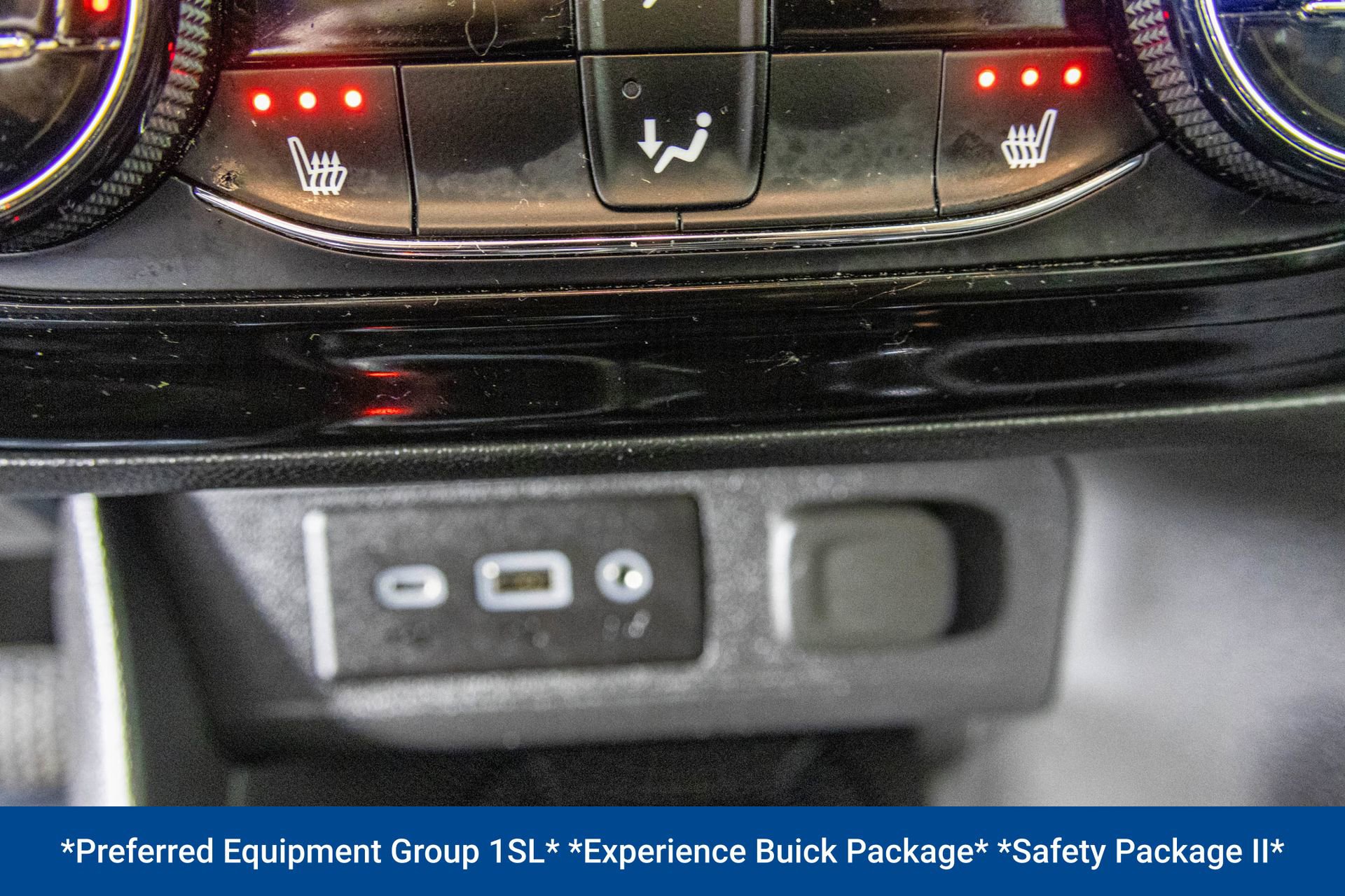 Used 2022 Buick Encore GX Essence w/ Experience Buick Package AWD/4WD image 11