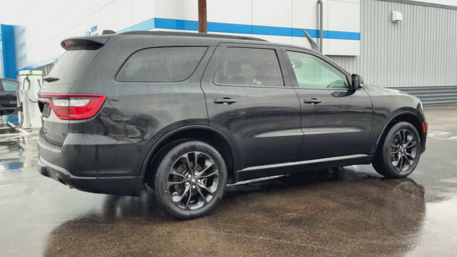 Used 2021 Dodge Durango R/T w/ Trailer Tow Group IV image 2