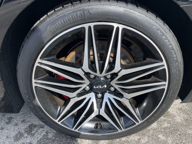 Used 2023 Kia Stinger GT2 image 9