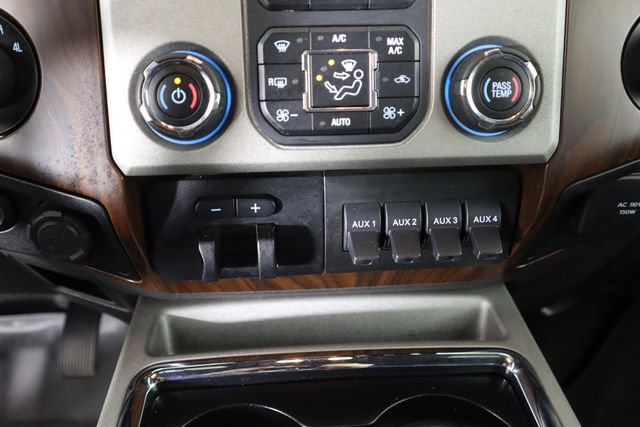 Used 2016 Ford F250 Lariat w/ Chrome Package image 48