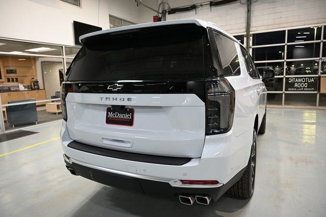 New 2026 Chevrolet Tahoe High Country w/ LPO, Illumination Package AWD/4WD image 6