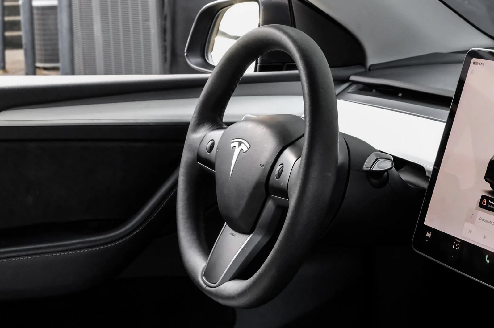 Used 2023 Tesla Model Y Long Range AWD/4WD image 14