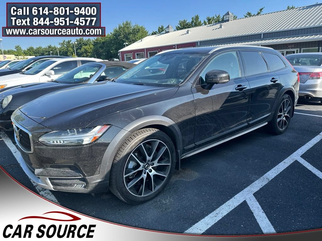 Used 2020 Volvo V90 T6 Cross Country w/ Protection Package Premier AWD/4WD image 2