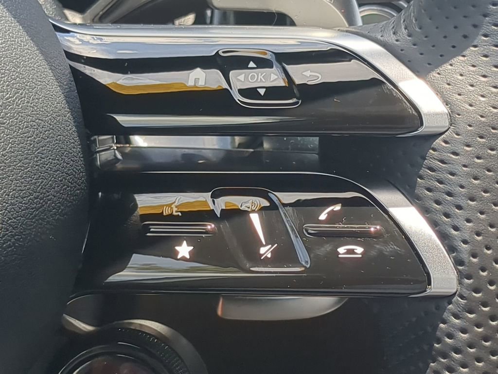 Certified 2024 Mercedes-Benz GLA 35 AMG 4MATIC image 12