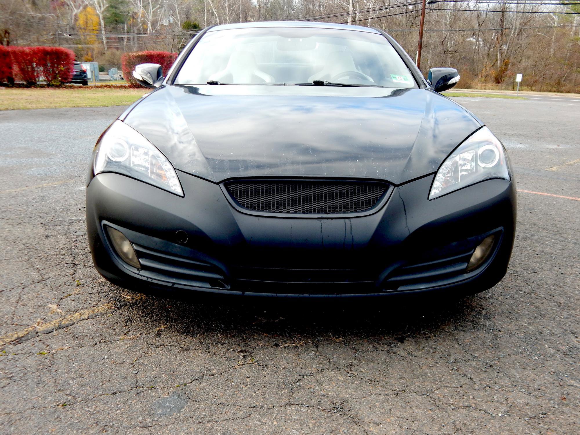 Used 2010 Hyundai Genesis 3.8 image 7