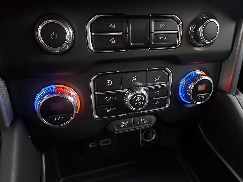 Used 2021 GMC Yukon XL SLE w/ Gmc Pro Safety Plus Package image 19