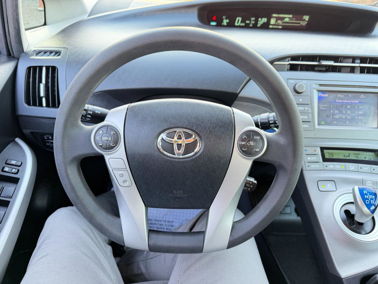 Used 2013 Toyota Prius Two image 63