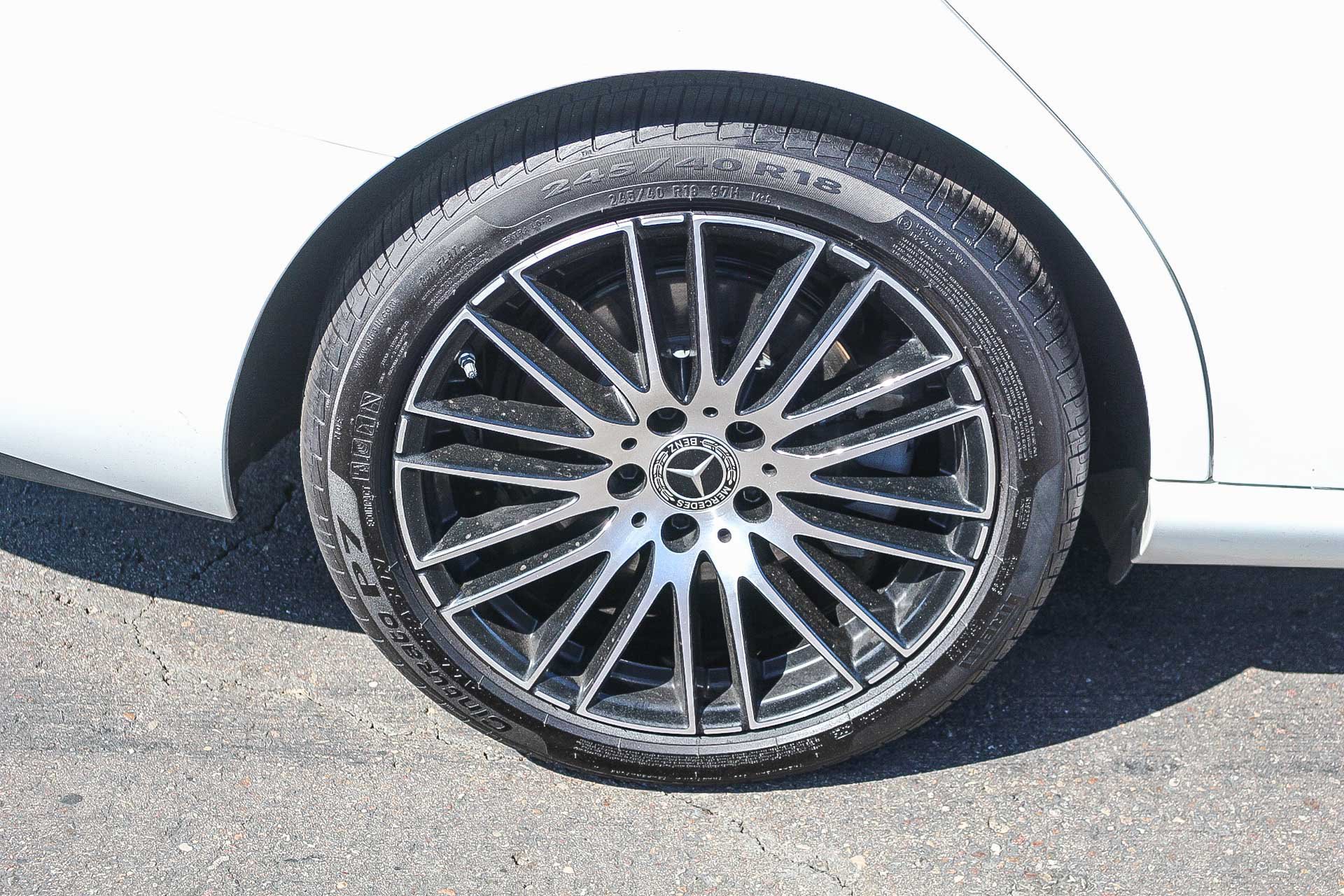 Used 2025 Mercedes-Benz C 300 4MATIC Sedan image 28