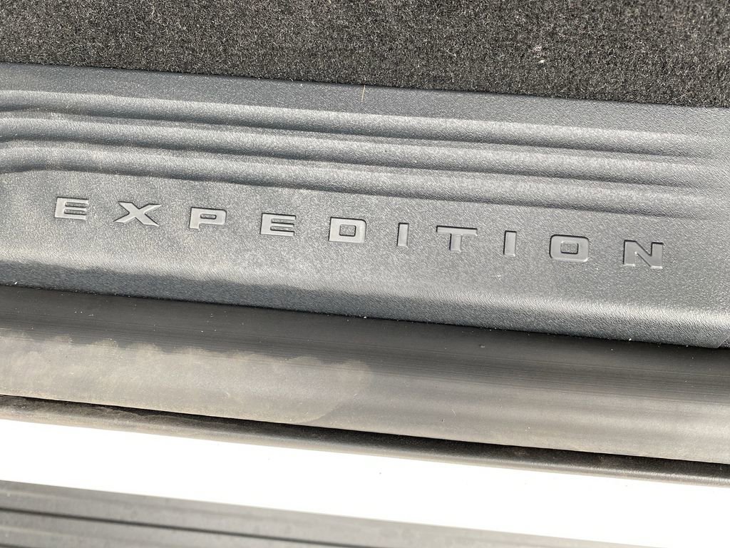 New 2025 Ford Expedition Max Platinum image 50