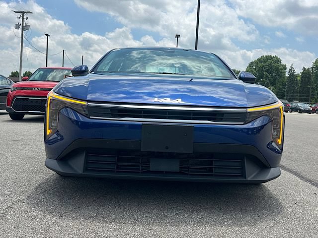 Used 2025 Kia K4 FWD image 10