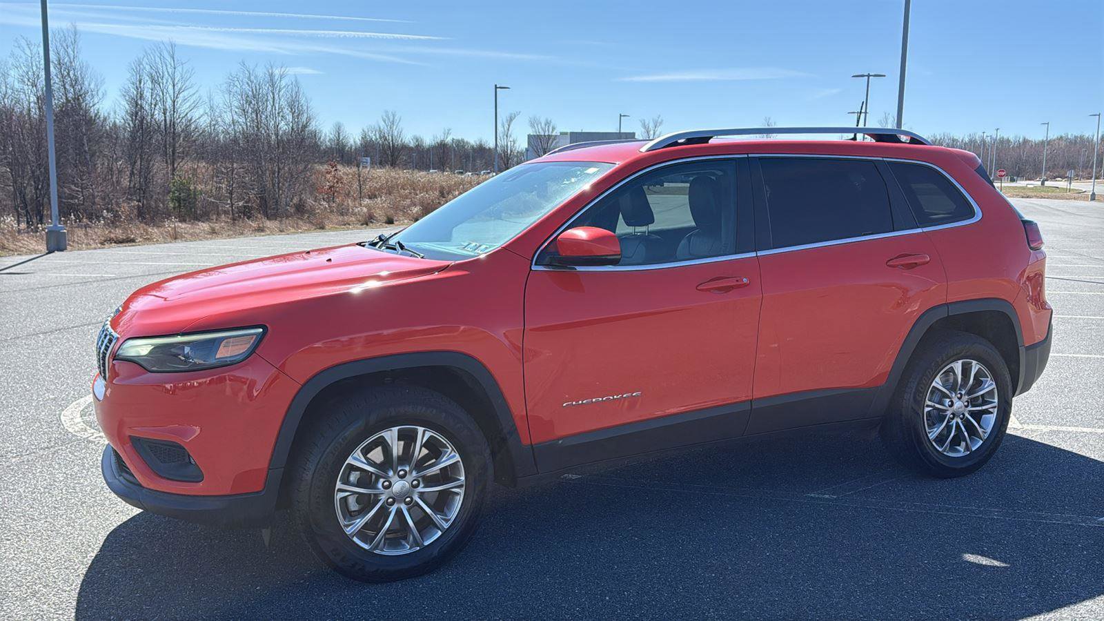Used 2021 Jeep Cherokee Latitude Lux w/ Comfort/Convenience Group image 13