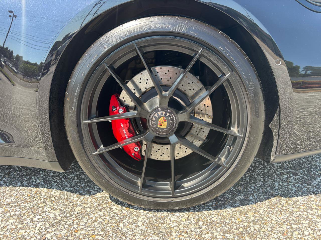 Used 2025 Porsche 911 Carrera 4 GTS image 36