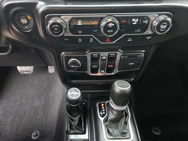 Certified 2021 Jeep Gladiator Willys image 14