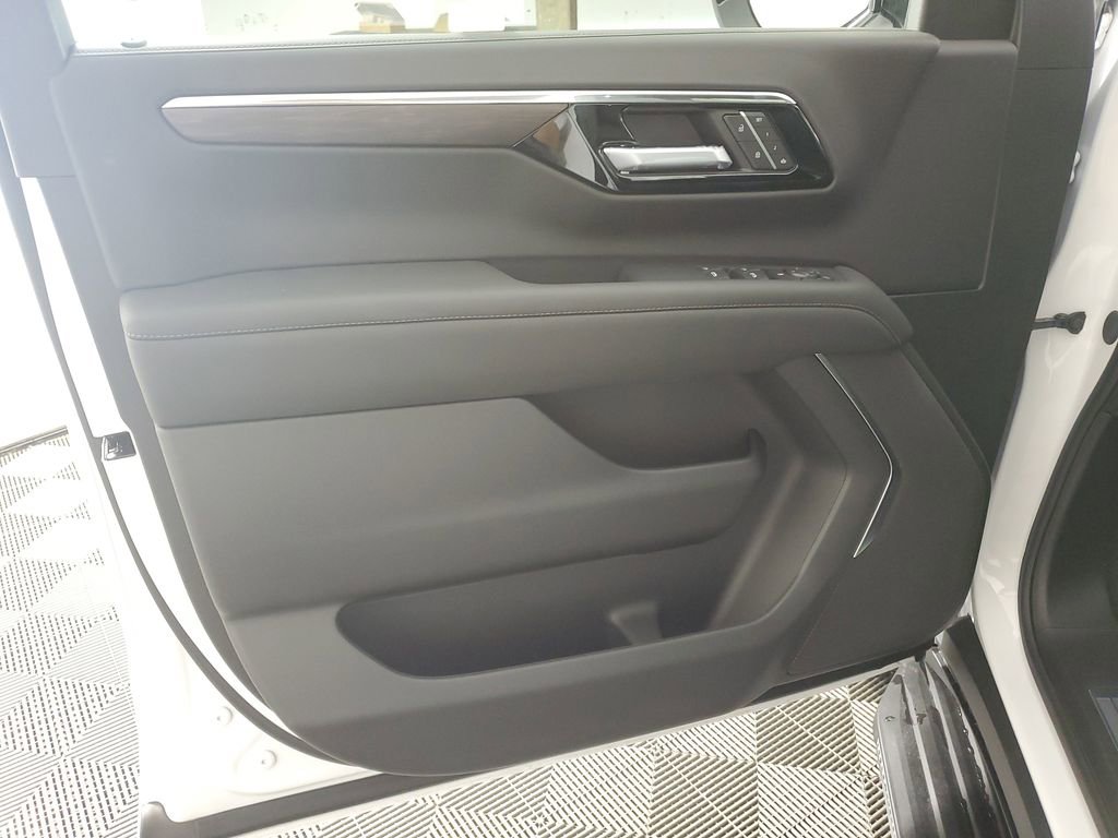 New 2026 Chevrolet Tahoe LT image 28